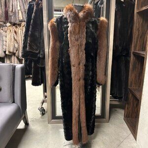DARK BLACK MINK DIAMOND CUT, LIGHT BRN FOX TUXEDO+SLEEVE WAS 5995 NOW 995 SIZE-M